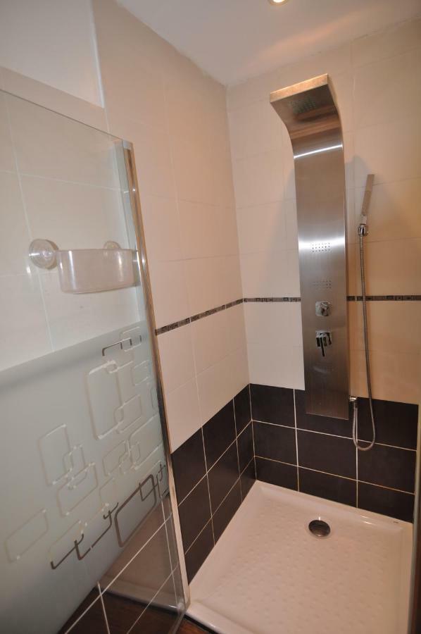 Cosy One-Bedroom Apartment -Stayinantibes- Le Cosy Esterno foto