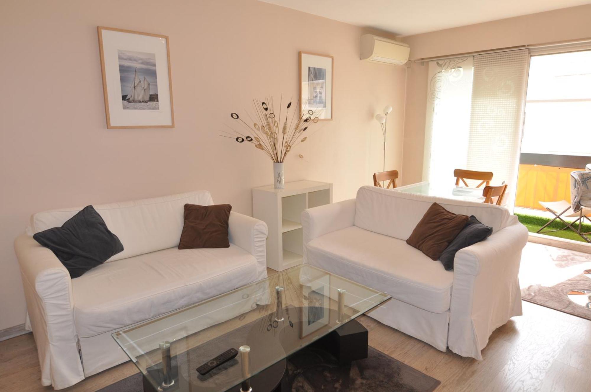 Cosy One-Bedroom Apartment -Stayinantibes- Le Cosy Esterno foto